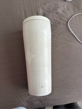 Insulated Cream Patterned Travel Tumbler - Leak-Resistant Coffee Cup